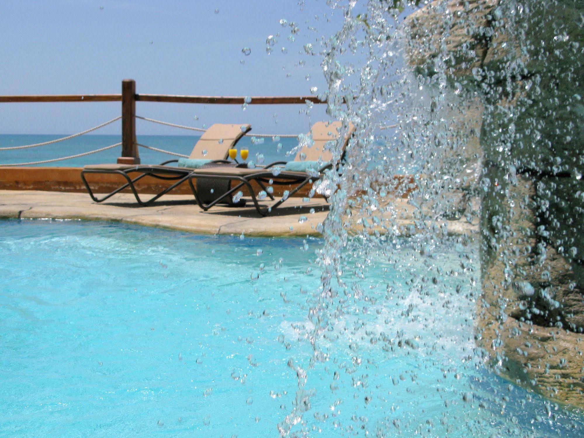Marley Resort & Spa Nassau Exterior foto